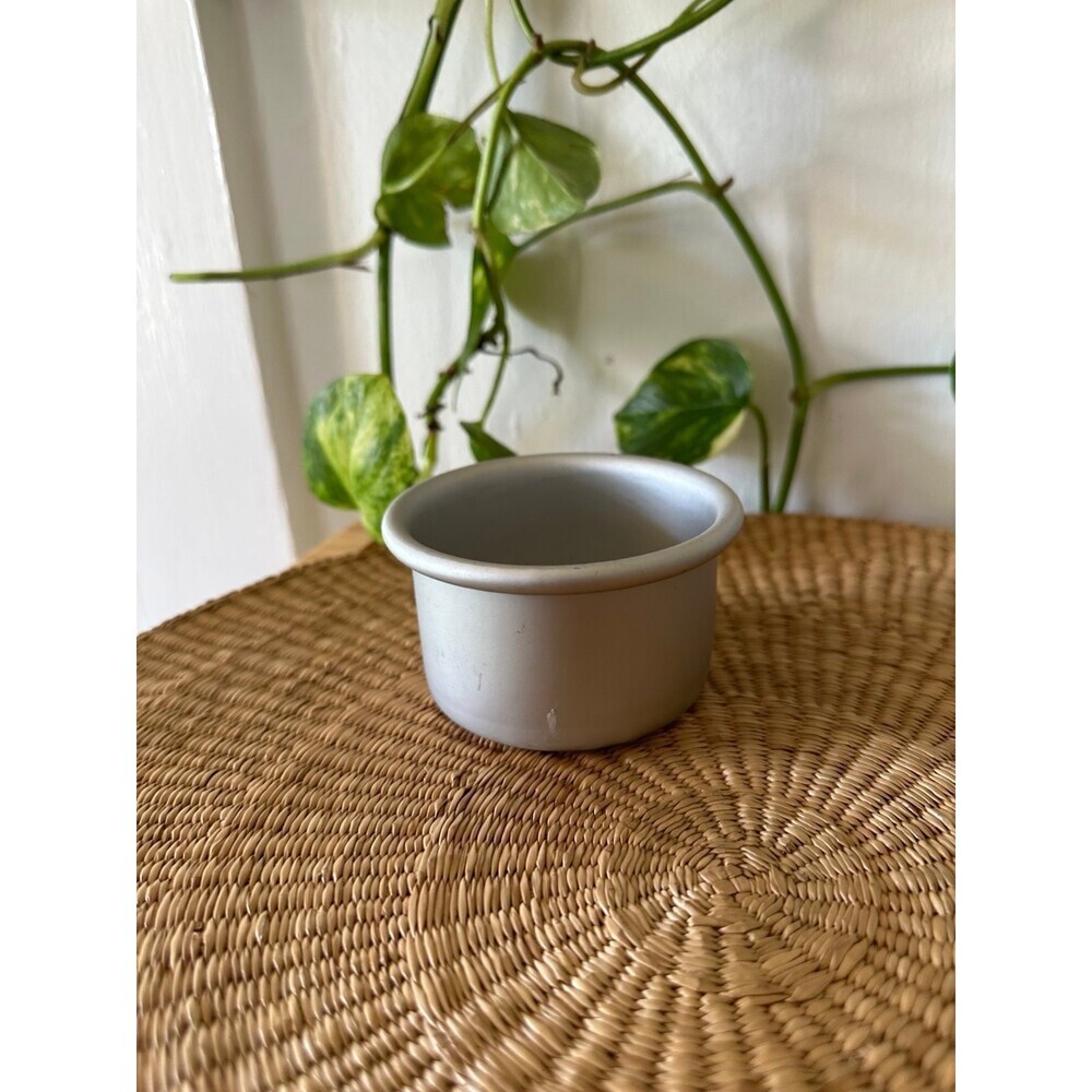 Small Silver storage cup
